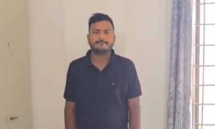 నకిలీ ప్రభుత్వ ఉద్యోగి..రెండో పెళ్లి కోసం 70 మందికి గాలం!