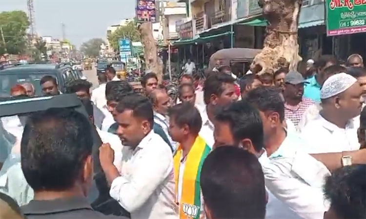 నందికొట్కూరు టీడీపీ..ఎమ్మెల్యే సమక్షంలోనే ఘర్షణ