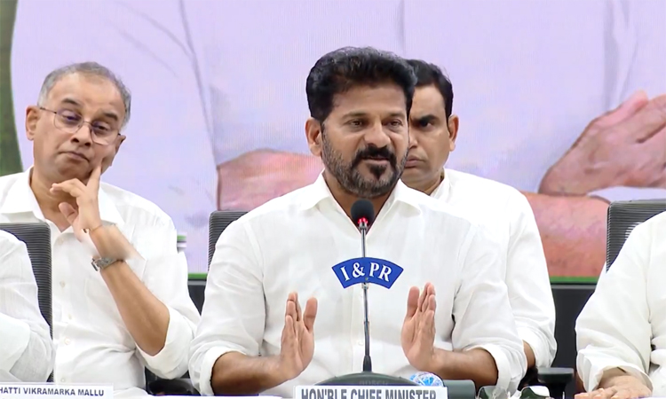 దక్షిణాదిపై కుట్ర..మహిళలకు ఓటు హక్కు ఇచ్చిందే కాంగ్రెస్!