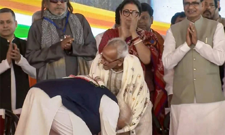 ఎవరు ఈ మఖన్‌లాల్ సర్కార్?