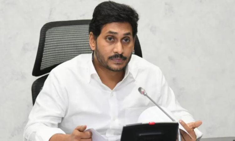 ఏపీ పోలీస్‌ వ్యవస్థపై జగన్‌ తీవ్ర ఆరోపణలు