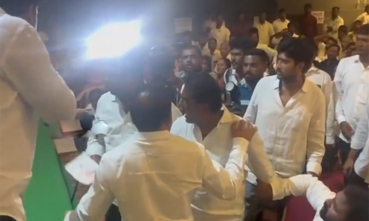 తిరుపతి జనసేన సమావేశం రసాభాస