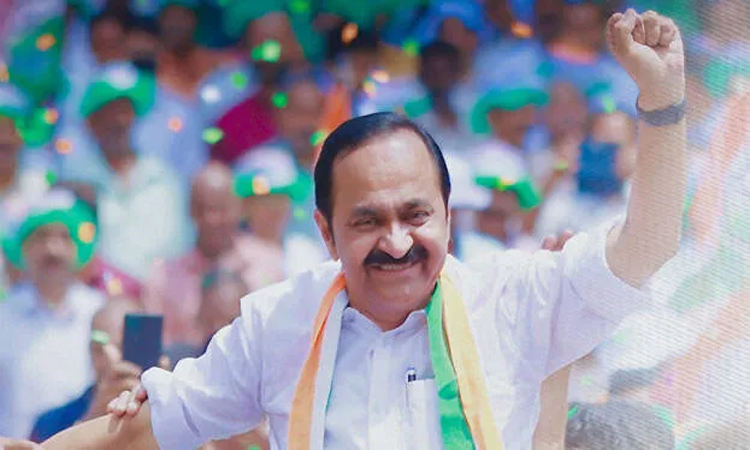 హైకోర్టు అడ్వకేట్‌ నుండి సీఎంగా!