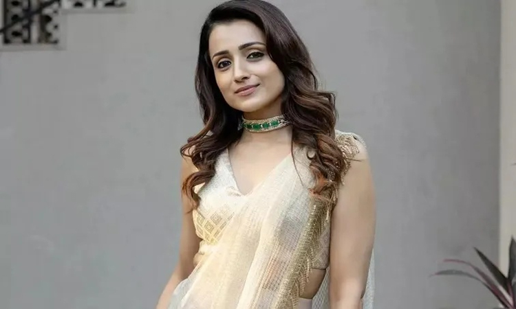 రేటు పెంచేసిన త్రిష?