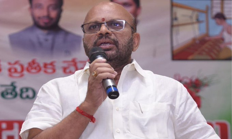 పిఠాపురం వ‌ర్మ‌కు షాకిచ్చిన టీడీపీ