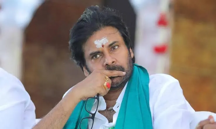 పవన్‌కు తెలంగాణ సీఎం షాక్!