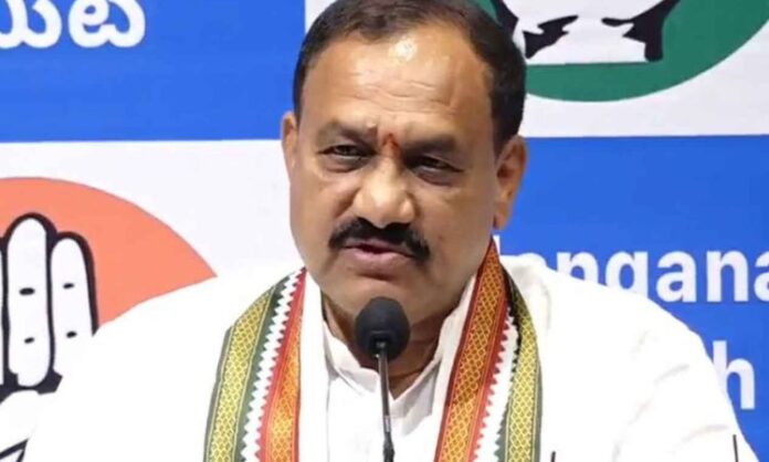 tpcc-chief-mahesh-kumar-goud-comments-22a-lands-controversy-delhi