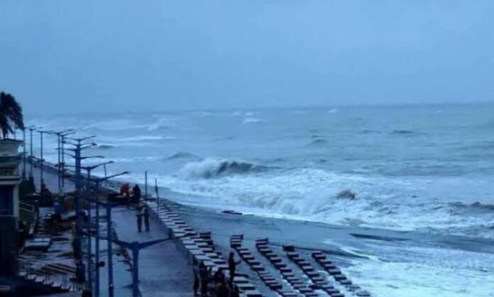 cyclone-arnab-havoc-andhra-pradesh-heavy-rains-landfall-updates