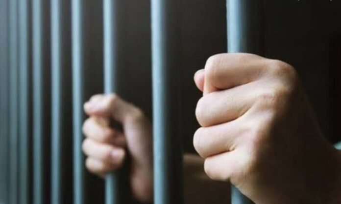 tamil-nadu-thekkampatti-sub-jail-17-prisoners-escape-theni