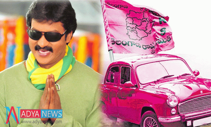 Telugu Popular Comedian Streaching His Political Support To TRS Contestant