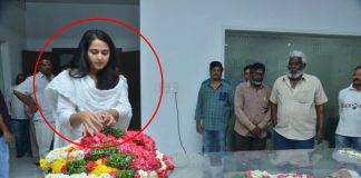 Anushka's Weight loss Became the Big Joke in Internet with Her Recent Visit
