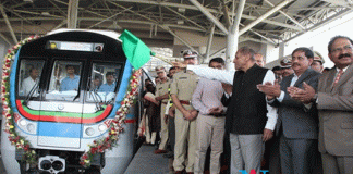 Telugu States Governor Inaugurated the Metro Rail Services To Hi-Tech City