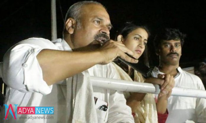 Actress-Political-Campaigns Actress Political Campaigns for Father's Victory in General Elections