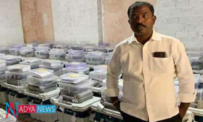 Telangana Rulling Party Election Agent Arrested For EVM Capture