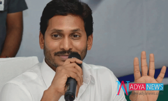 YS-Jagan-To-Bring-Sensation