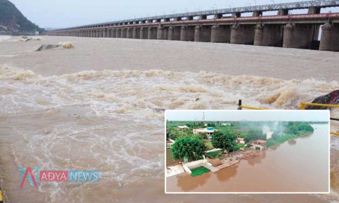 Water In Prakasam Barrage Crossed Dangerous Mark