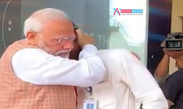 PM-Modi-Shares-Emotional-Mo PM Modi Shares Emotional Moment Of Chandrayaan 2 For ISRO