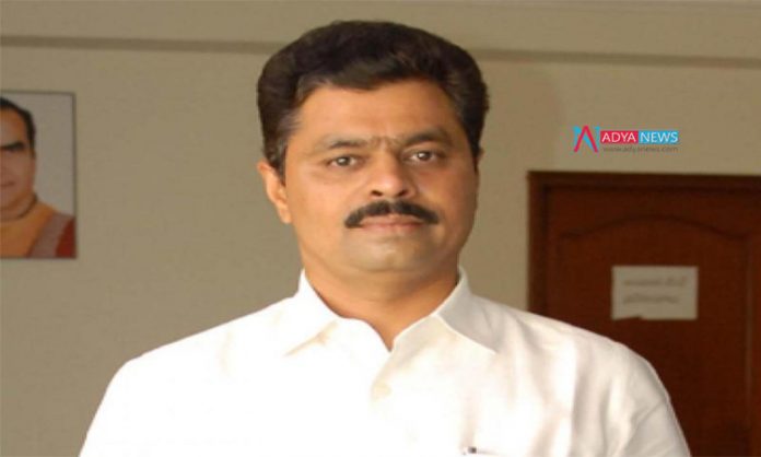 Jogi Ramesh is upset on Chandrababu Naidu for accusing youth